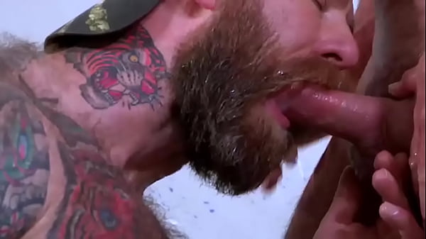 Dilf Smells Armpit Before Dick Sucking thumbnail