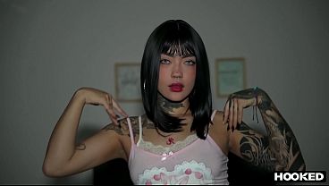 Nonton He Made Her His Goth Slut thumbnail