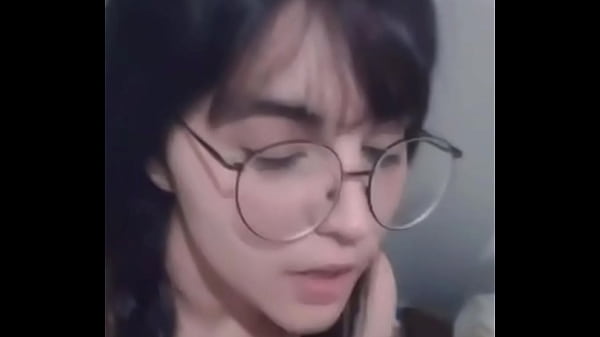 Novinha safada fazendo sexo oral