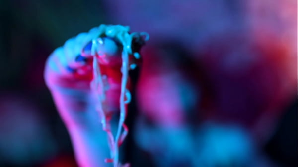 Sexy Feet Crushing Cup Noodles thumbnail