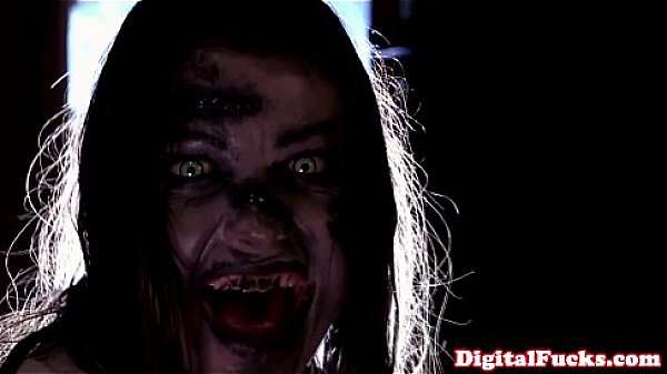 Nonton Exotic Beauty Deepthroats And Rides Cock thumbnail