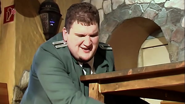 Nonton Sibylle - Die Sexy Kellnerin Versagt Bei Der Arbeit Und Bekommt Eine Lektion Daf&uuml;r (trailer) thumbnail