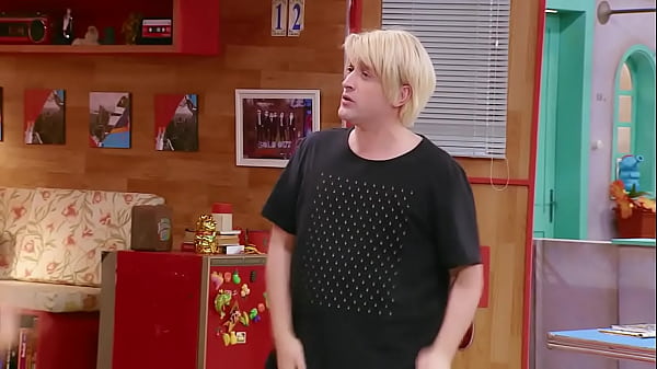 Daniellewinitssemsuti&atilde; thumbnail