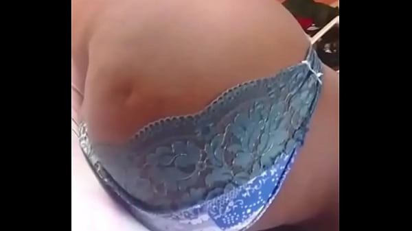 Nonton Onion Booty thumbnail