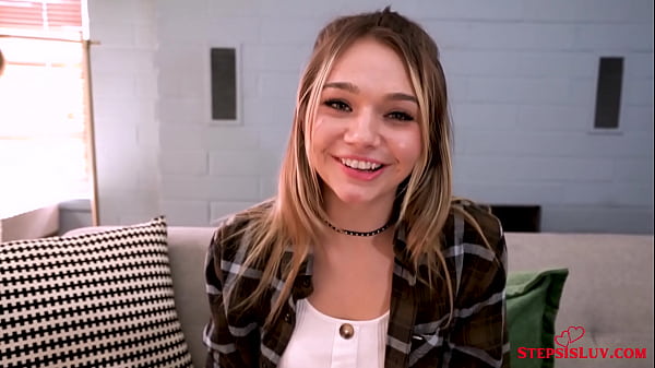 Nonton Cute Teen Mia Fucked Hard By Her Stepbrother Conor thumbnail