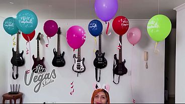 Nonton Jade Mercury Had A Gangbang And Cum Glazed Cake For Her Birthday! thumbnail