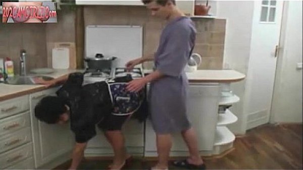 Mature and Her Boy in the Kitchen Russian Amateur 202CamGirlz.Com 