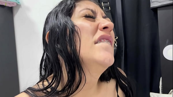 Nonton Esa Rica Puta En La Casa De Mi Madrastra thumbnail