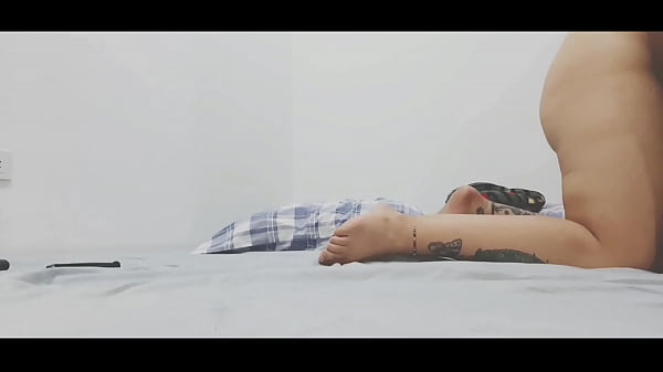 Nonton Cantante Famosa Se Manosea Frente A La C&aacute;mara thumbnail