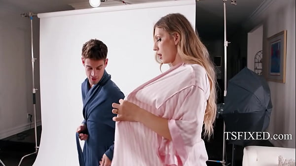 Photo Shoot Horny (male Fucks Trans) - Adire Allure, Michael Del Ray, Jade Venus thumbnail