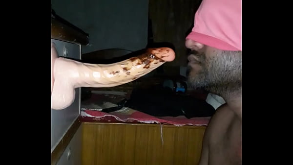 Cleaning Shitty Dildo With Proper Sloppy Deepthroat Than Again To Asshole thumbnail