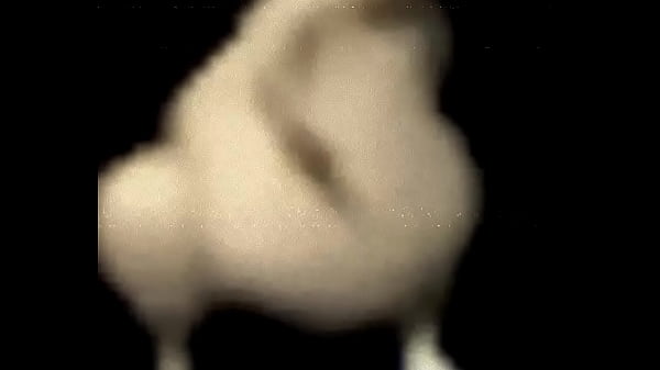 Un pinche pollo caminando bien chido con la canció_n del Mario Bros 2 usa