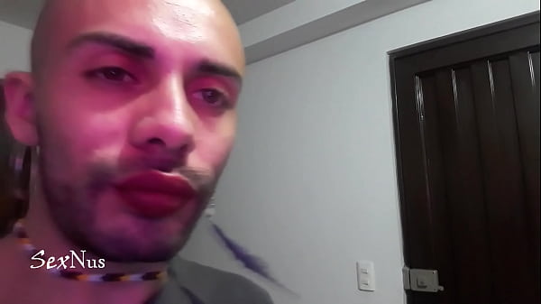 Fetiche De Boca Con Comida En La Boca thumbnail