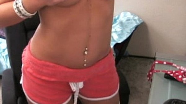 Nonton Christine Vinson 01 thumbnail