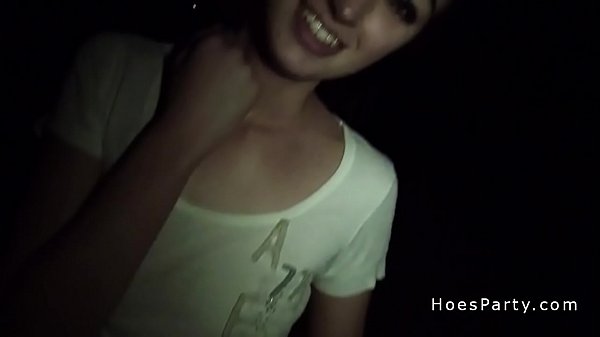 Nonton Three Dtf Amateur Babes Fucks At Party thumbnail