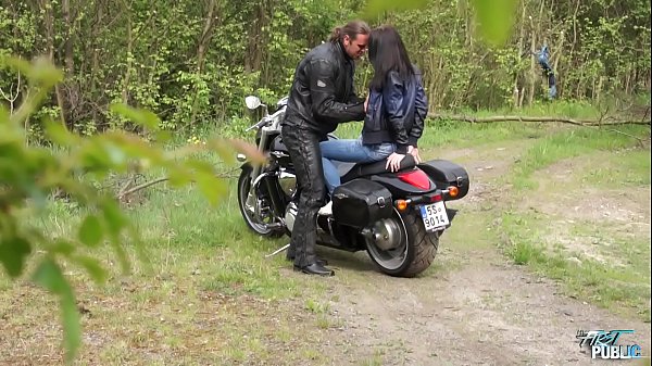 Nonton Biker's Hard Shaft Wide Opens Horny Brunette thumbnail