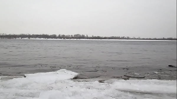 Nonton Swim 2 thumbnail