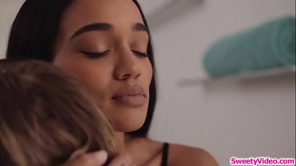 Nonton Busty Black Lesbian Licks Bff Before She Gets Married thumbnail