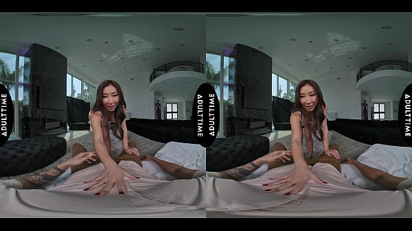 Nonton Big Tits Asian Babe Is Wild For You Pov thumbnail