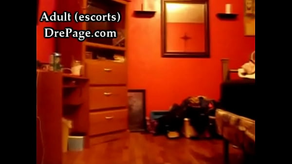 Nonton Sexy White Girl Shaking Cute Lil Ass thumbnail