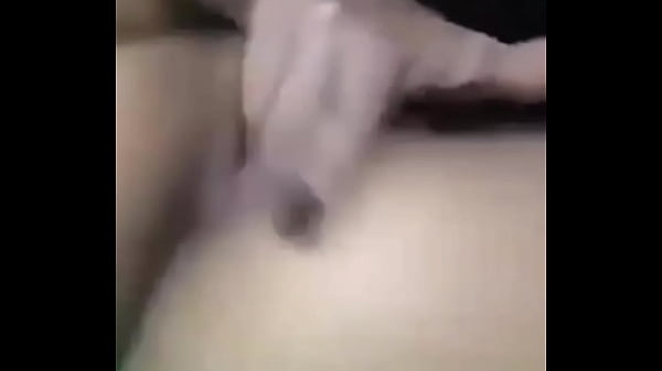 Gostosa Tocando Siririca thumbnail