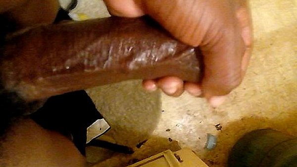 Nonton Showing Off thumbnail