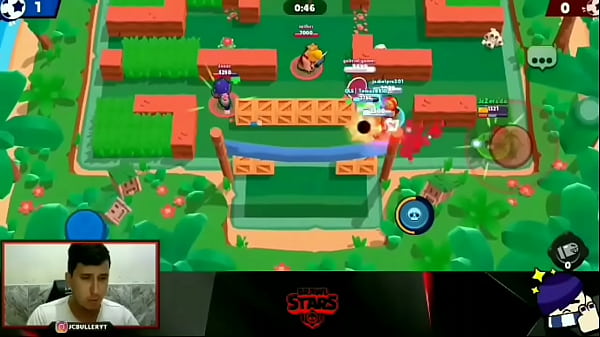 Bibi jogando mal no brawl stars e a pessoa ficando puta 