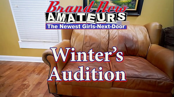 Nonton Busty Brunette Cutie Winter Hill Sucks A Hard Cock And Gets Deeply Pounded! thumbnail