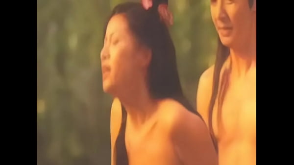 Chiness threesome sex video 