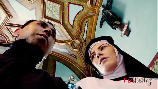 Sor Raymunda - Religiosa confieza sus sueñ_os humedos y cae en pecado con sacerdote