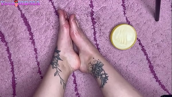 Girl Gives Sensual Feet Massage thumbnail